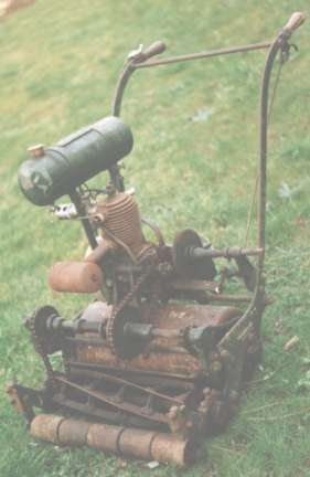 Like many mowers of the period, the Jehu was a simple design with open chains and sprockets.