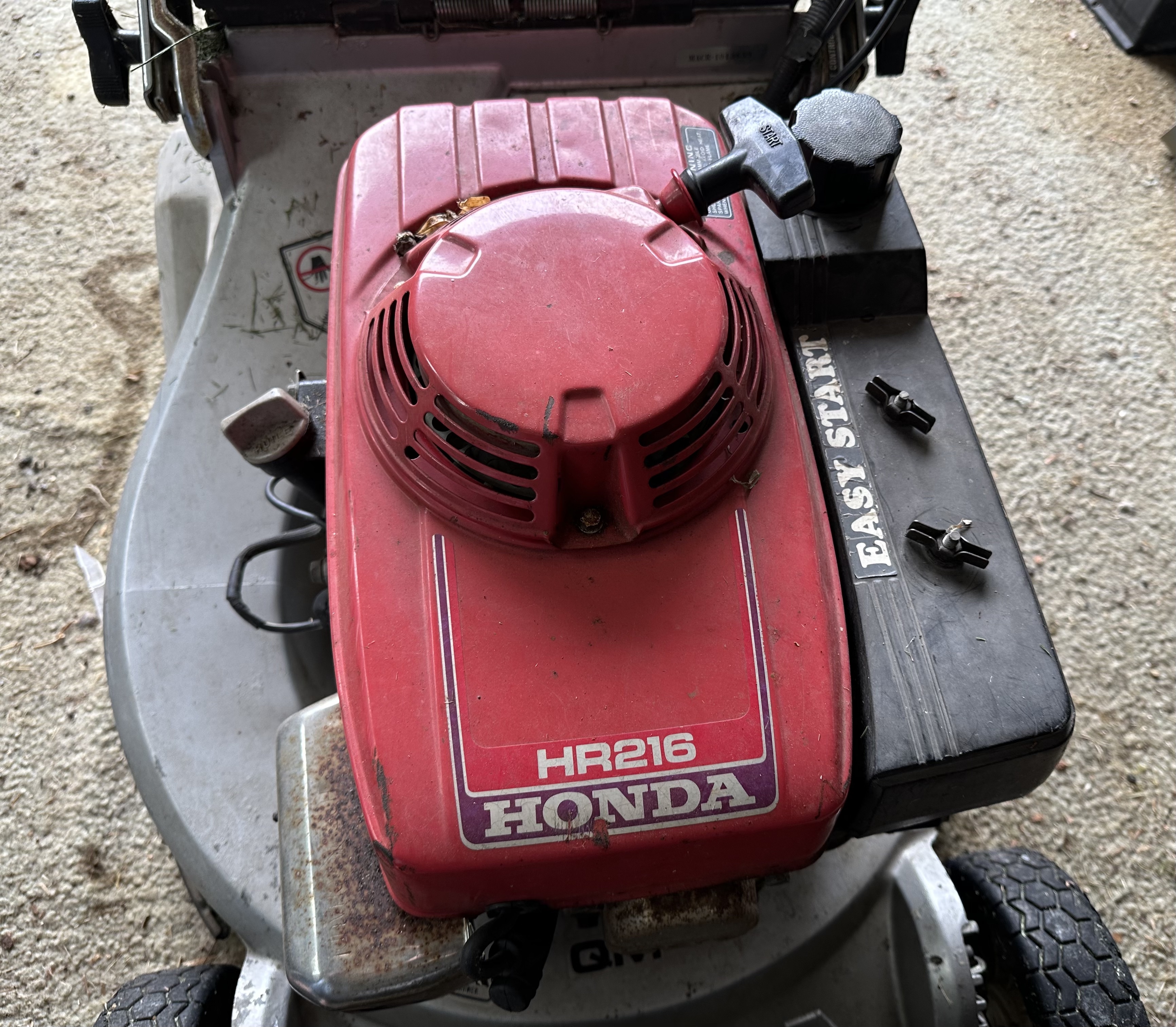 Honda HR 216